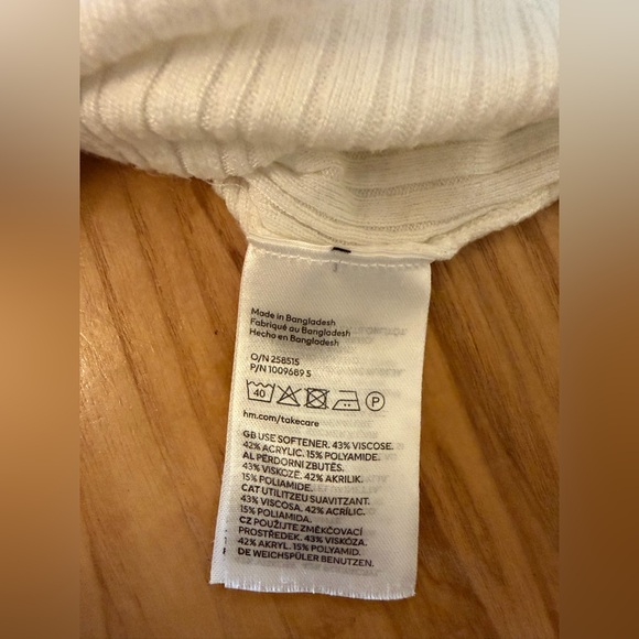 H&M Ecru Ribbed Polo Sweater - Picture 4 of 5